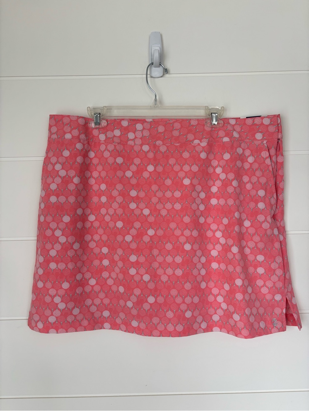 Izod Women's Golf Skort with Golf Print Pattern Size 18 NEW